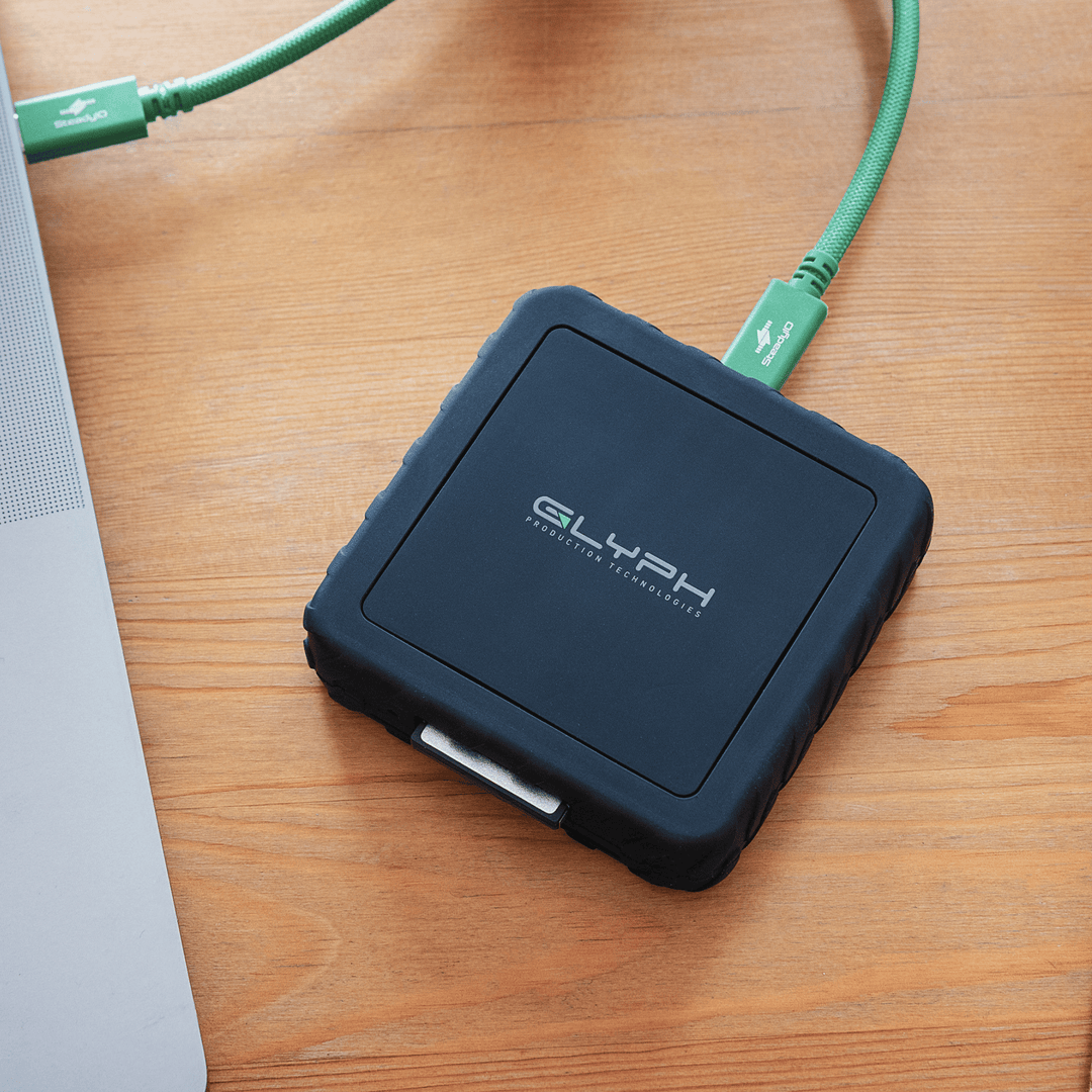 Glyph Capture+ CFexpress Type B USB4 Memory Card Reader